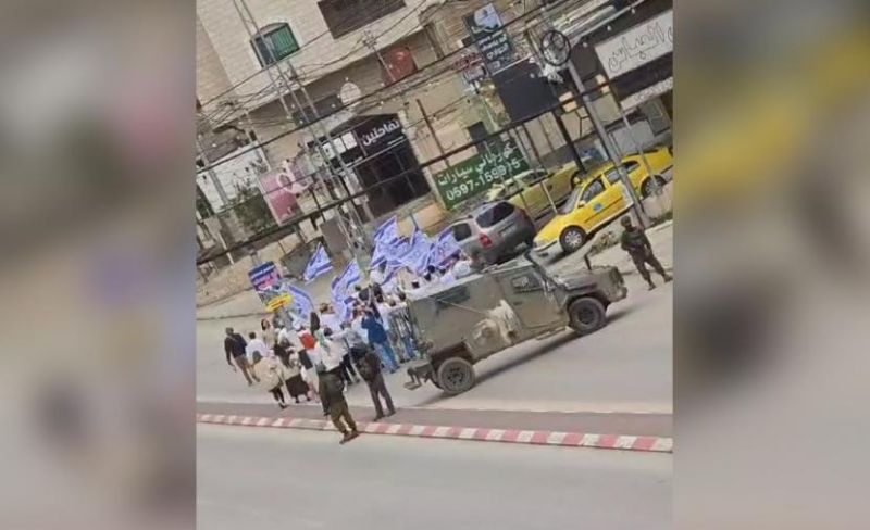 مستوطنون والجيش يعتدون على بيت فوريك وسط تصدي الأهالي