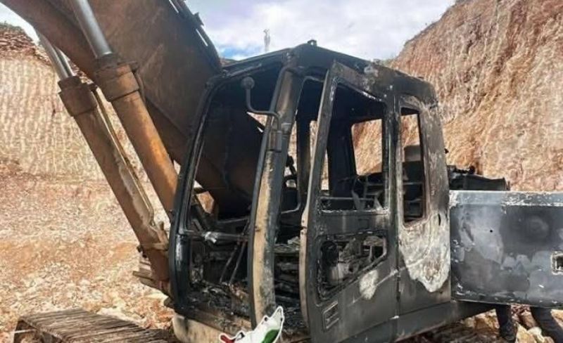 مستوطنون يهاجمون ممتلكات المواطنين شرقي كفر مالك