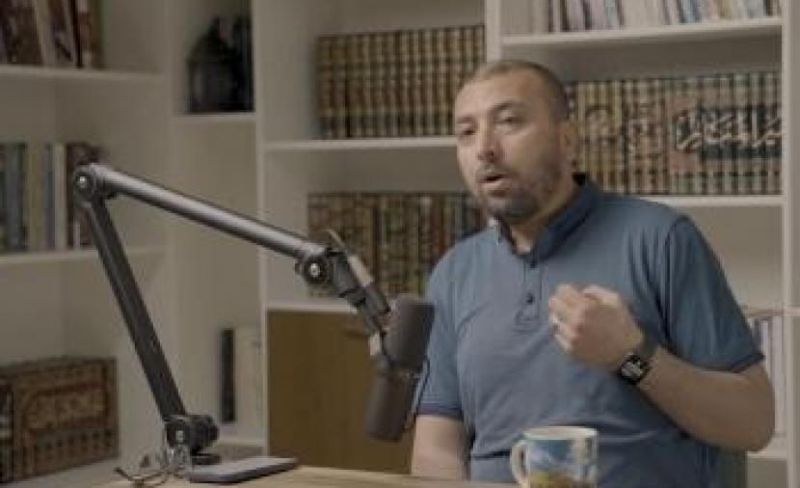 الاحتلال يُجدد الاعتقال الإداري للكاتب ساري عرابي