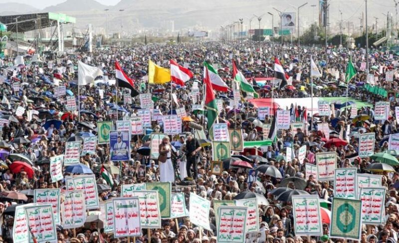 مظاهرات حاشدة باليمن تدعو لوحدة الساحات ورفض "إسرائيل الكبرى"