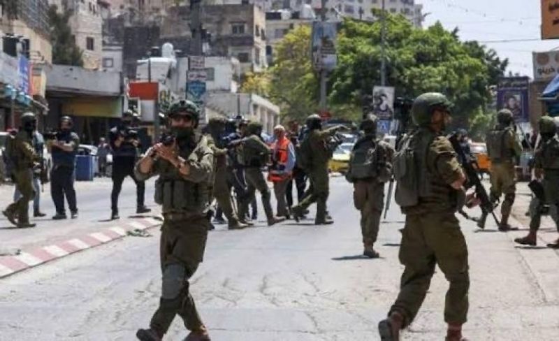 الاحتلال يقتحم مناطق الضفة والقدس ويواصل حملات الاعتقال