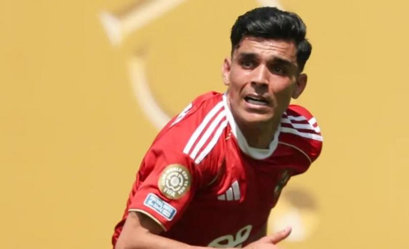 الأهلي يكتسح الزمالك ويتمسك بأمل المنافسة على اللقب