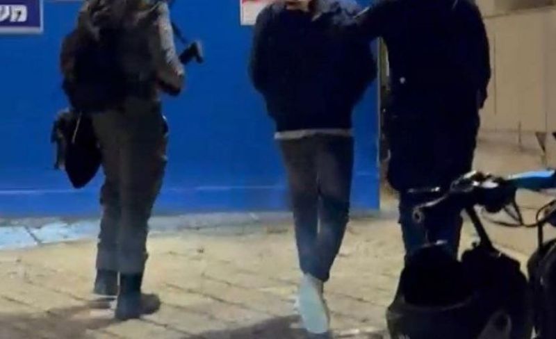 الاحتلال يعتقل أطفالاً ومسنين في القدس بعد اعتداء مستوطنين