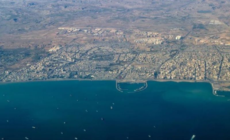 إيران: لا يمكن فتح مضيق هرمز بالقوة و"ترامب" يتحدث عن أحلام