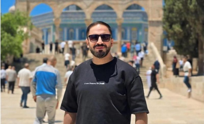 الاحتلال يُبعد صحفيًا وموظفًا بالأوقاف عن الأقصى