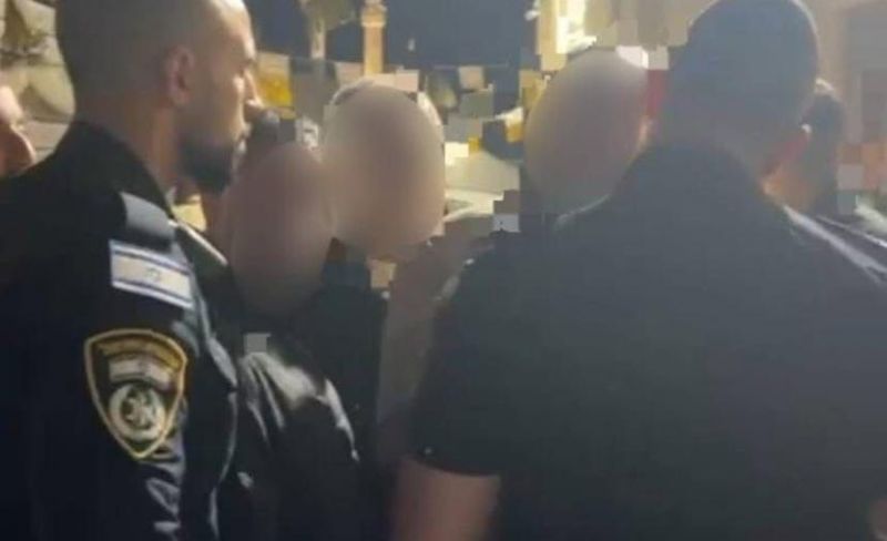 شرطة الاحتلال تعتقل 23 مواطنًا باقتحام عُرس فلسطيني بالداخل
