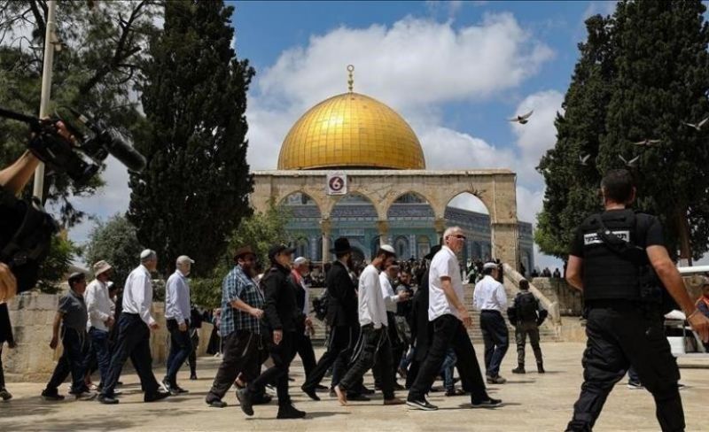 الاحتلال يفرض إجراءات مشددة في محيط الأقصى تزامنًا مع اقتحام مستوطنين باب الأسباط