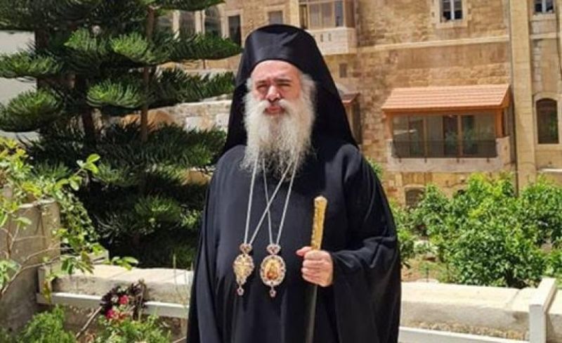 بعد اعتداء جندي على راهبة.. المطران حنا يحذر من مخاوف حول الوجود المسيحي بالقدس