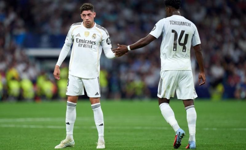 ريال مدريد فالفيردي وتشواميني مستمران