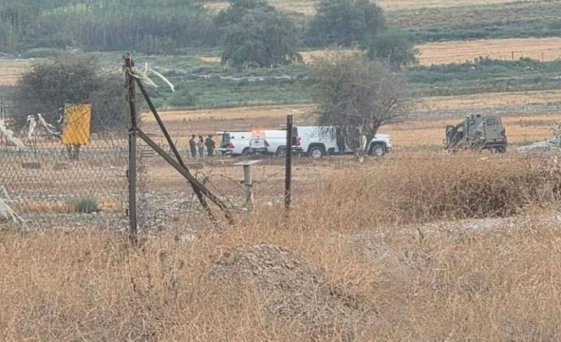 الاحتلال يصادر معدات زراعية وألواح شمسية بالأغوار