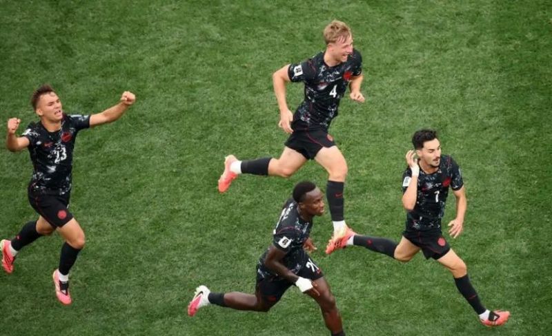 كندا أول المتأهلين لثمن نهائي كأس العالم