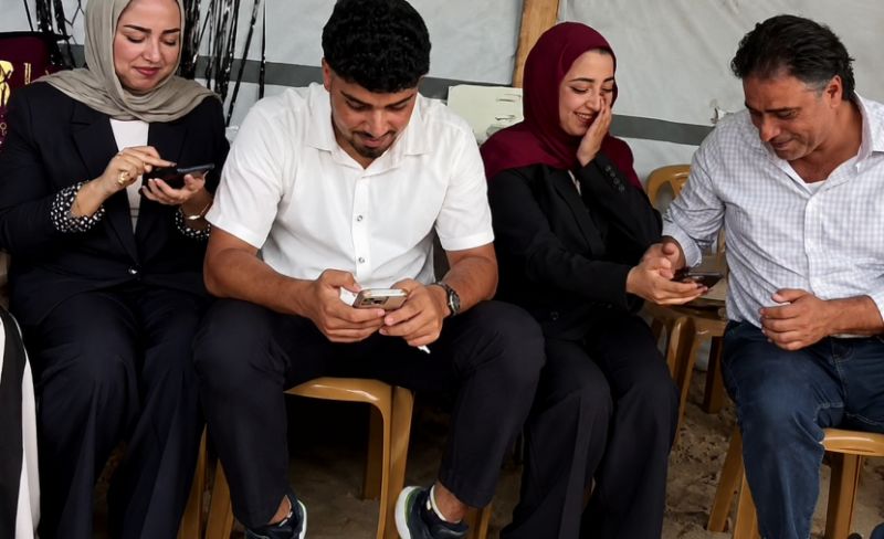 ثلاثية تفوق تحت الخيمة.. التوأم "قديح" ينتصرون على القهر والشتات