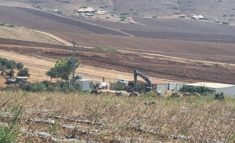 جرافات الاحتلال تهدم بئر مياه في الأغوار الشمالية