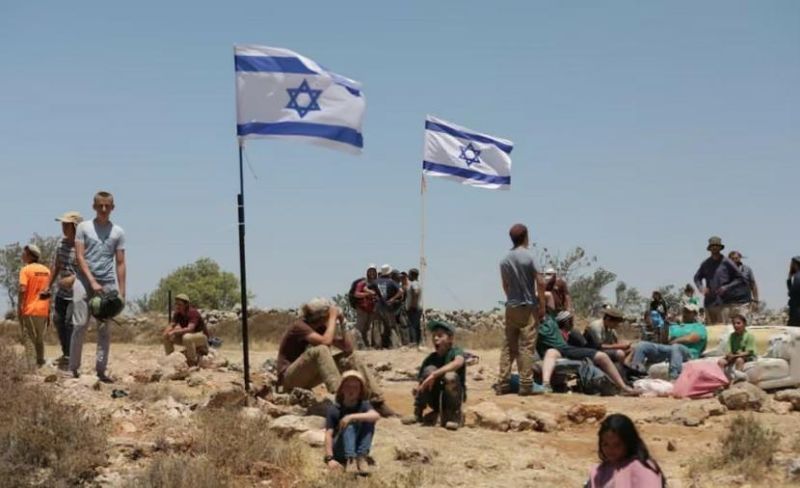"الغارديان": أشهر عصيبة تنتظر الفلسطينيين في تصاعد الاستيطان بالضفة