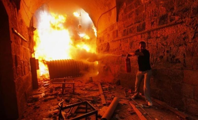 اندلاع حريق بفعل قنابل الاحتلال قرب حي الهدف في جنين