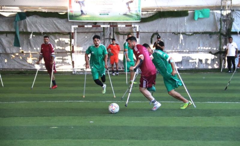 افتتاح أكاديمية "هييل" لكرة القدم للبتر في دير البلح