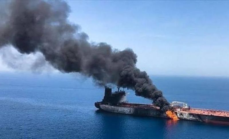 هيئة بريطانية: حريق على متن سفينة قرب سواحل عُمان