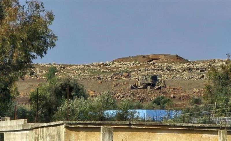 قصف وتوغل وتفتيش منازل للاحتلال الإسرائيلي في ريفي دمشق والقنيطرة