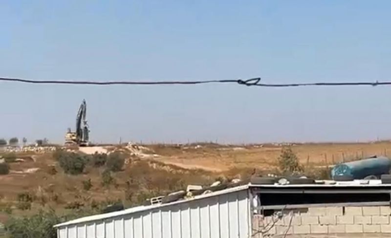 الاحتلال يهدم منزلًا في بلدة يطا جنوبي الخليل