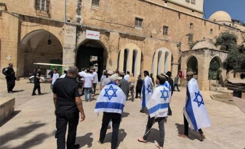 محافظة القدس تدعو لتحرك دولي لحماية الأقصى ووقف الانتهاكات