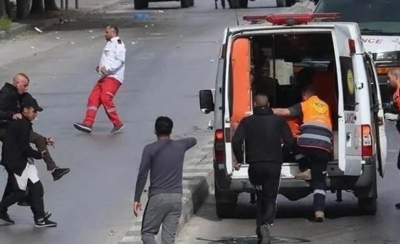 المستوطنون يصعدون هجماتهم.. إصابات ورش لغاز الفلفل باعتداءات على عائلات ومزارعين