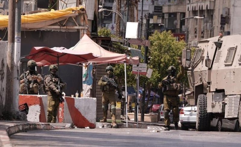 قوات الاحتلال تشن حملة اقتحامات واسعة في عدة محافظات بالضفة