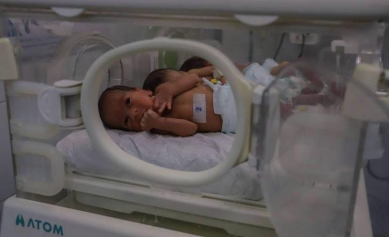 الصحة بغزة: توقف محطات الأكسجين يهدد حياة عشرات المرضى والأطفال في العنايات والحضانات