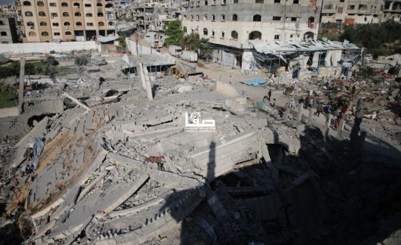 إطلاق نار وقنابل إنارة للاحتلال في مناطق متفرقة بقطاع غزة