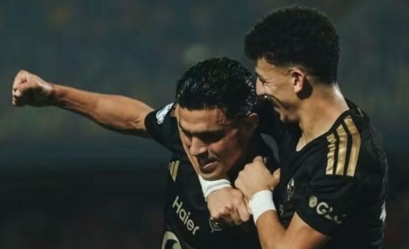الأهلي يهزم زد بثنائية في الدوري المصري