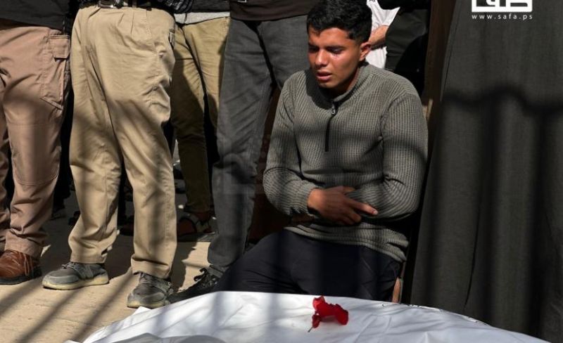 شهيدان وإصابات بقصف ورصاص الاحتلال وسط وجنوب قطاع غزة