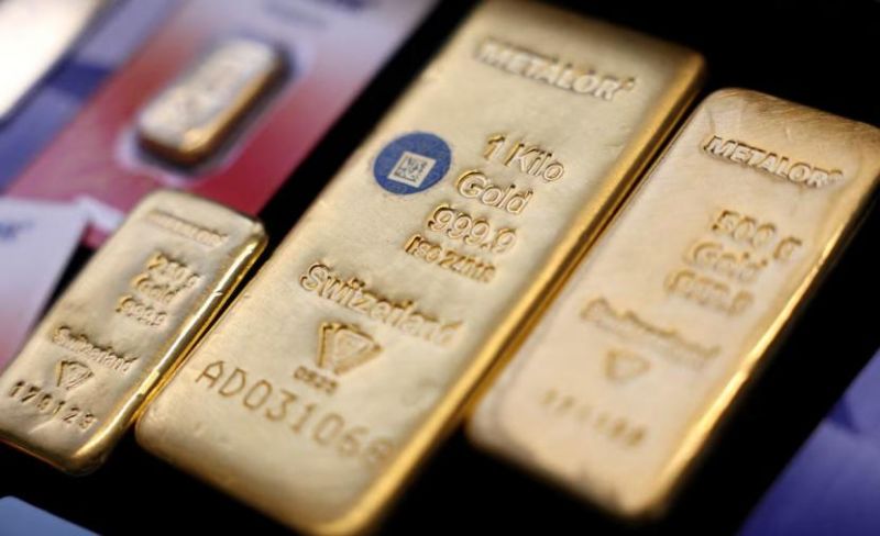 أسعار الذهب تنخفض وتتجه نحو خسائر أسبوعية