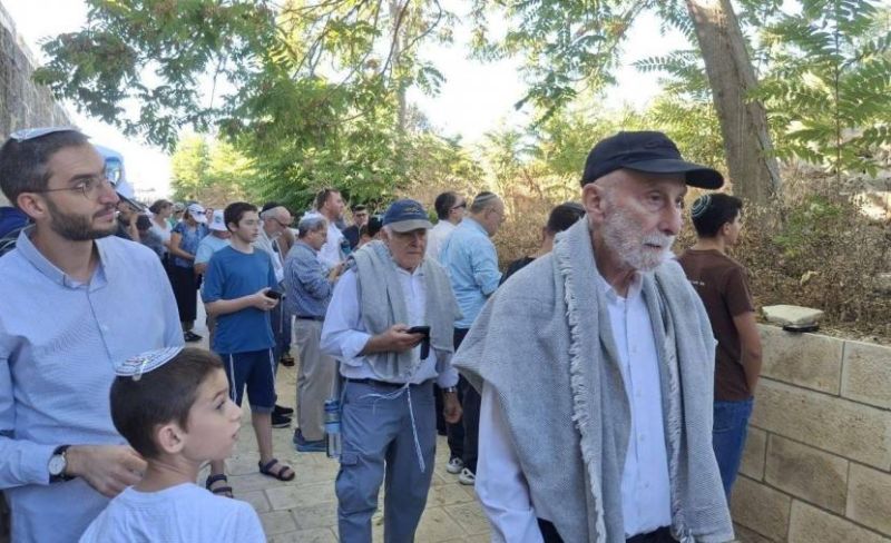 أكثر من 100 مستوطن يقتحمون باحات الأقصى بما يسمى "يوم الغفران"