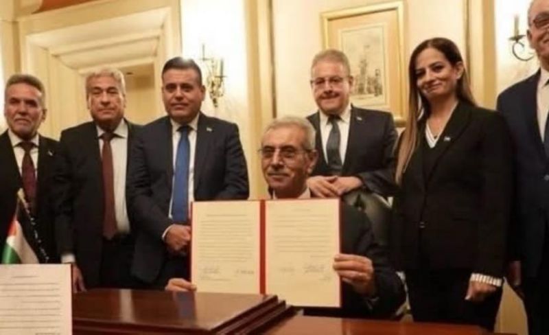 رصيد "لجنة غزة" المالي تحت المجهر.. دعوة للإفصاح والمحاسبة