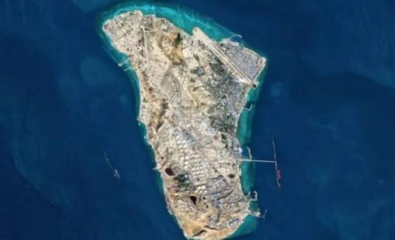 إيران: هجوم صاروخي أمريكي يستهدف ناقلة نفط قرب جزيرة خارك