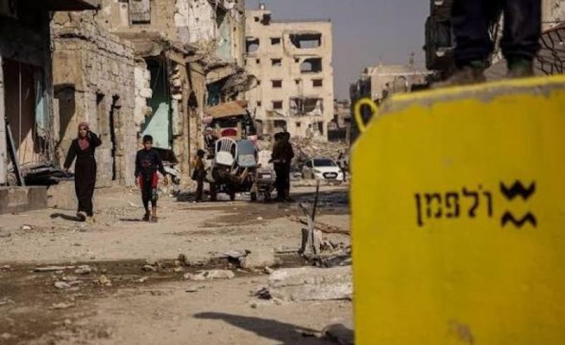 مركز حقوقي: تحريك "الخط الأصفر" غربًا يضيّق المساحة المتاحة للسكان في غزة