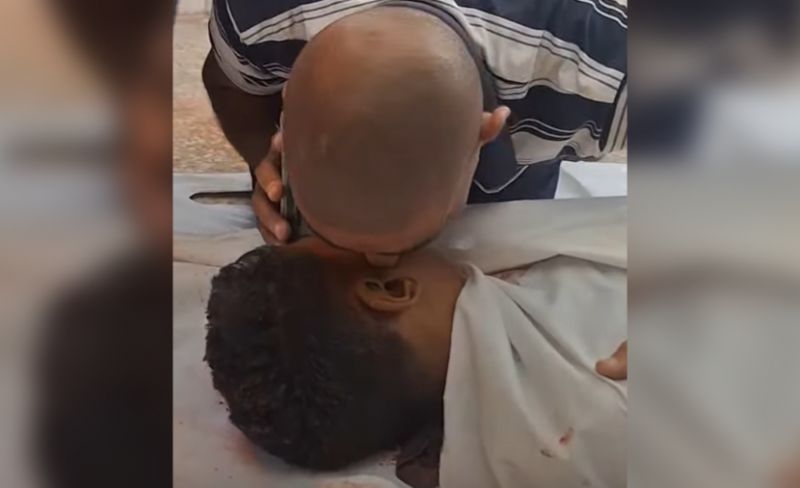 نهاية دوام "محمد".. دماء على الدفتر وحسرة على الباب