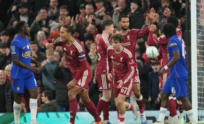 ليفربول يطيح بتشيلسي وركلات الترجيح تنقذ مانشستر سيتي