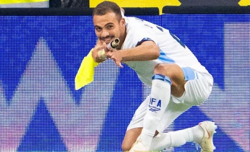 بلياردو أم إطلاق نار؟ سخرية واسعة من نائب فرنسي دافع عن "وضعيات القتال" للاعب إسرائيلي