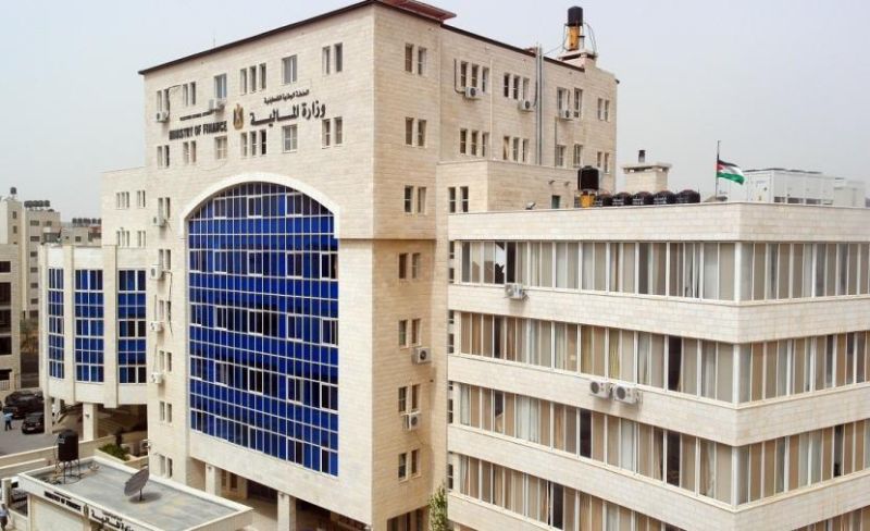 وزير المالية يعلن خطة عمل بـ 10% من الإيرادات