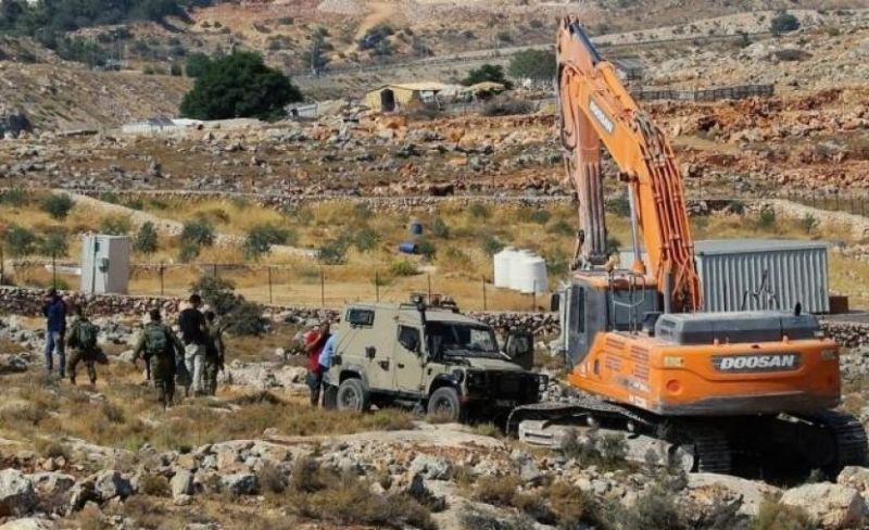 الاحتلال يهدم بركسًا زراعيًا في قرية دوما جنوب نابلس