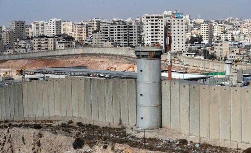 شهيد برصاص االاحتلال قرب جدار الفصل العنصري شمال القدس