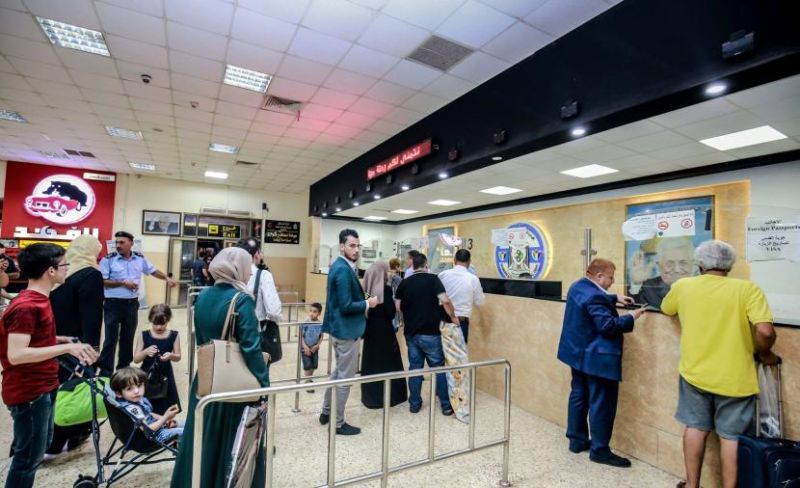 رغم الظروف.. القادمون إلى الضفة يتفوقون عددًا على المغادرين