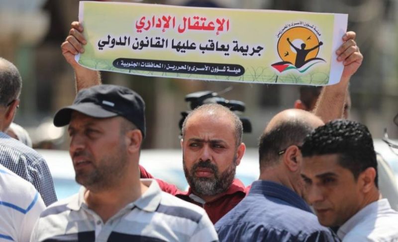 الاحتلال يصدر أوامر اعتقال إداري بحق 32 أسيرا