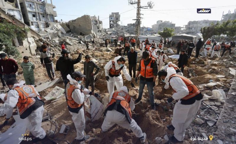 الدفاع المدني ينتشل 47 شهيداً من منزل في غزة