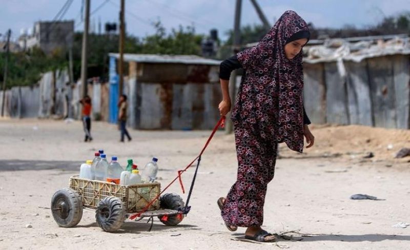 لوموند: "إسرائيل" تستخدم المياه لتصعيد حرب الإبادة