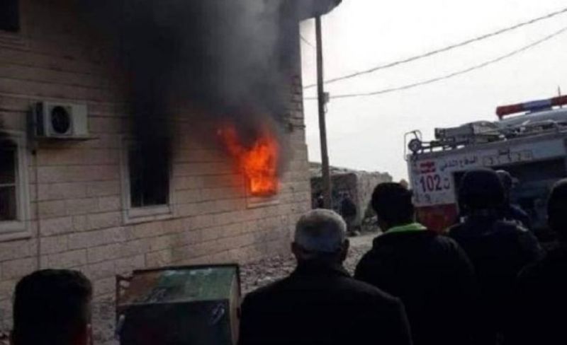 بيت أمر.. نزاع عائلي يتحول إلى ساحة قتل وحرق ونزوح