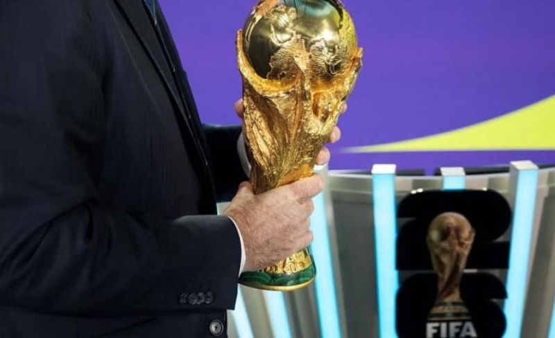 فيفا يدرس مقترحاً لرفع عدد منتخبات كأس العالم
