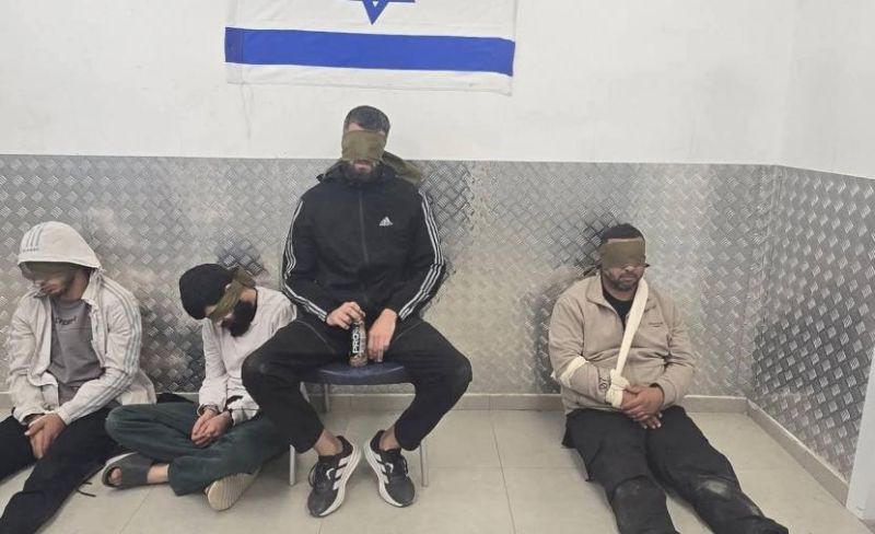 الاحتلال ينشر صورة معتقلين من طولكرم حاولوا الوصول لمنازلهم