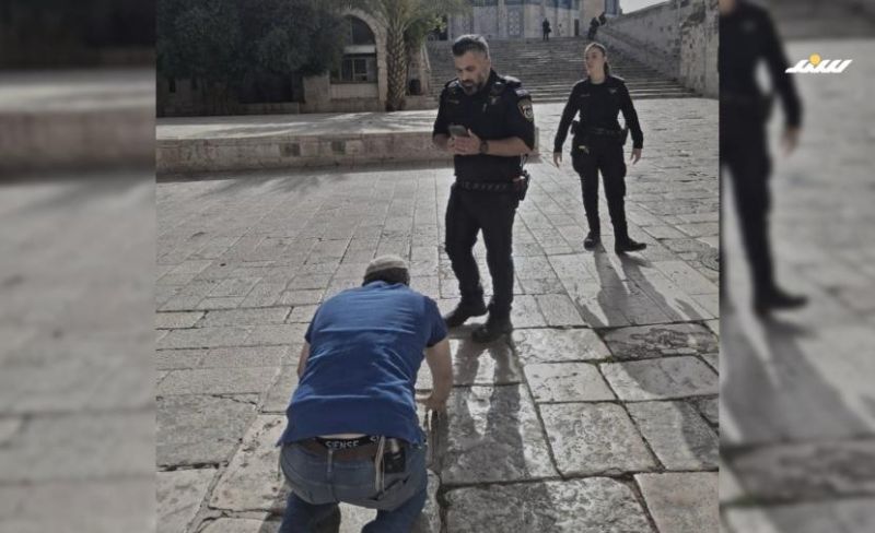 698 مستوطنا يقتحمون باحات الأقصى صباح اليوم