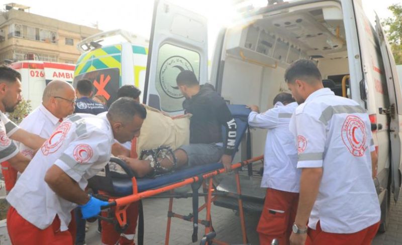 إجلاء 50 مريضا من غزة للعلاج بالخارج
